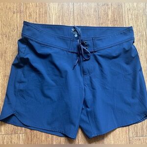 Carve Designs Noosa Short in Navy Size 6